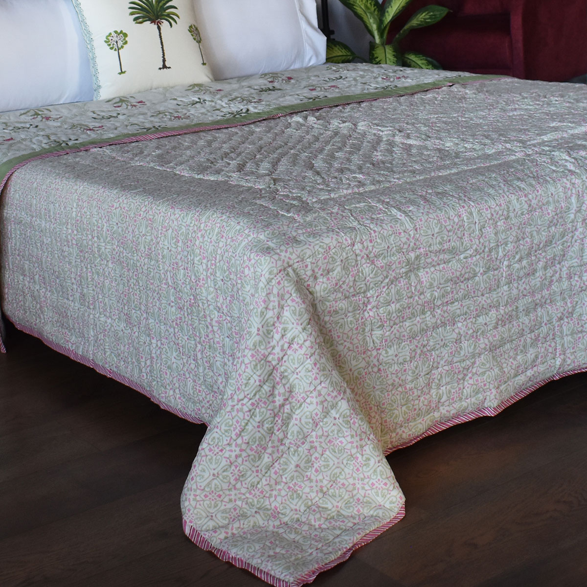 Hand Block Printed Cotton Queen Size Quilt 202305