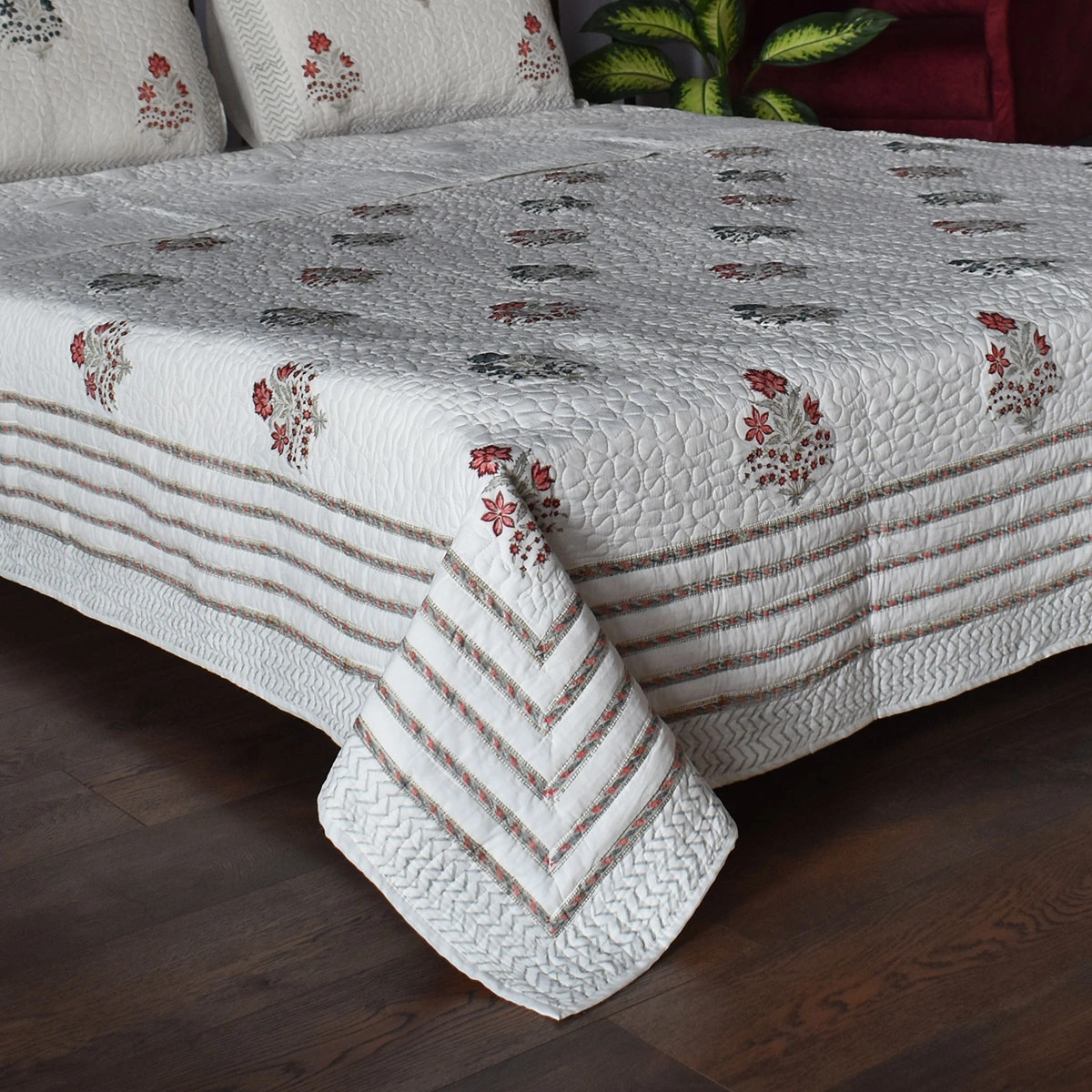 Quilted Bedspread Queen Size 202415