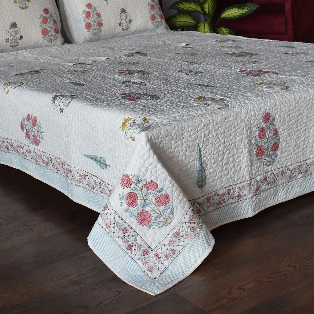 Quilted Bedspread Queen Size  202417