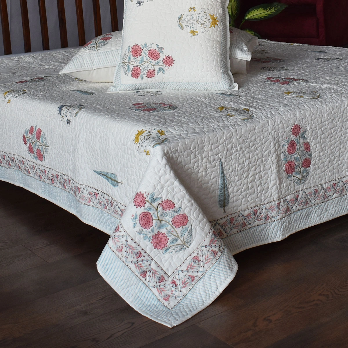 Quilted Bedspread Queen Size  202417