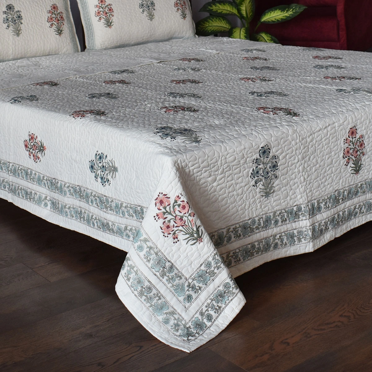 Quilted Bedspread Queen Size  202418