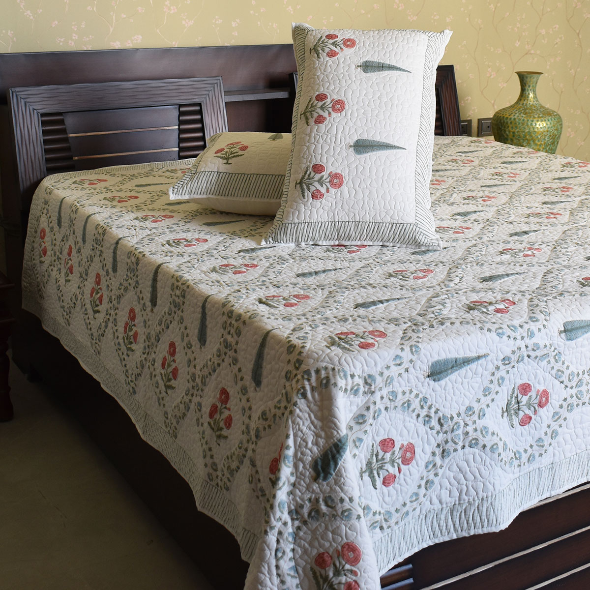 Quilted Bedspread Queen Size  202419