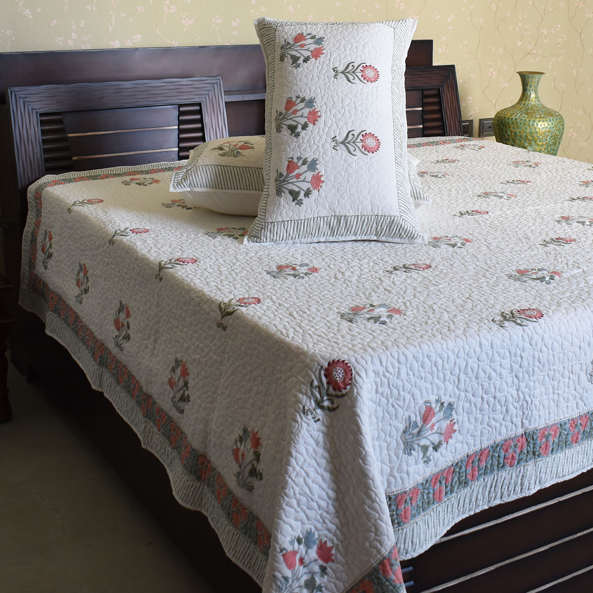 Quilted Bedspread Queen Size 202421