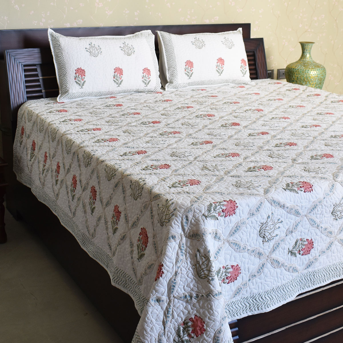 Quilted Bedspread Queen Size 202423