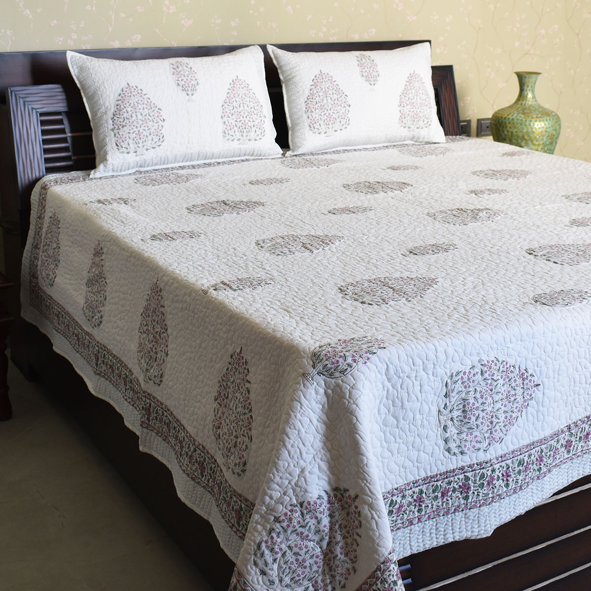 Quilted Bedspread Queen Size 202424