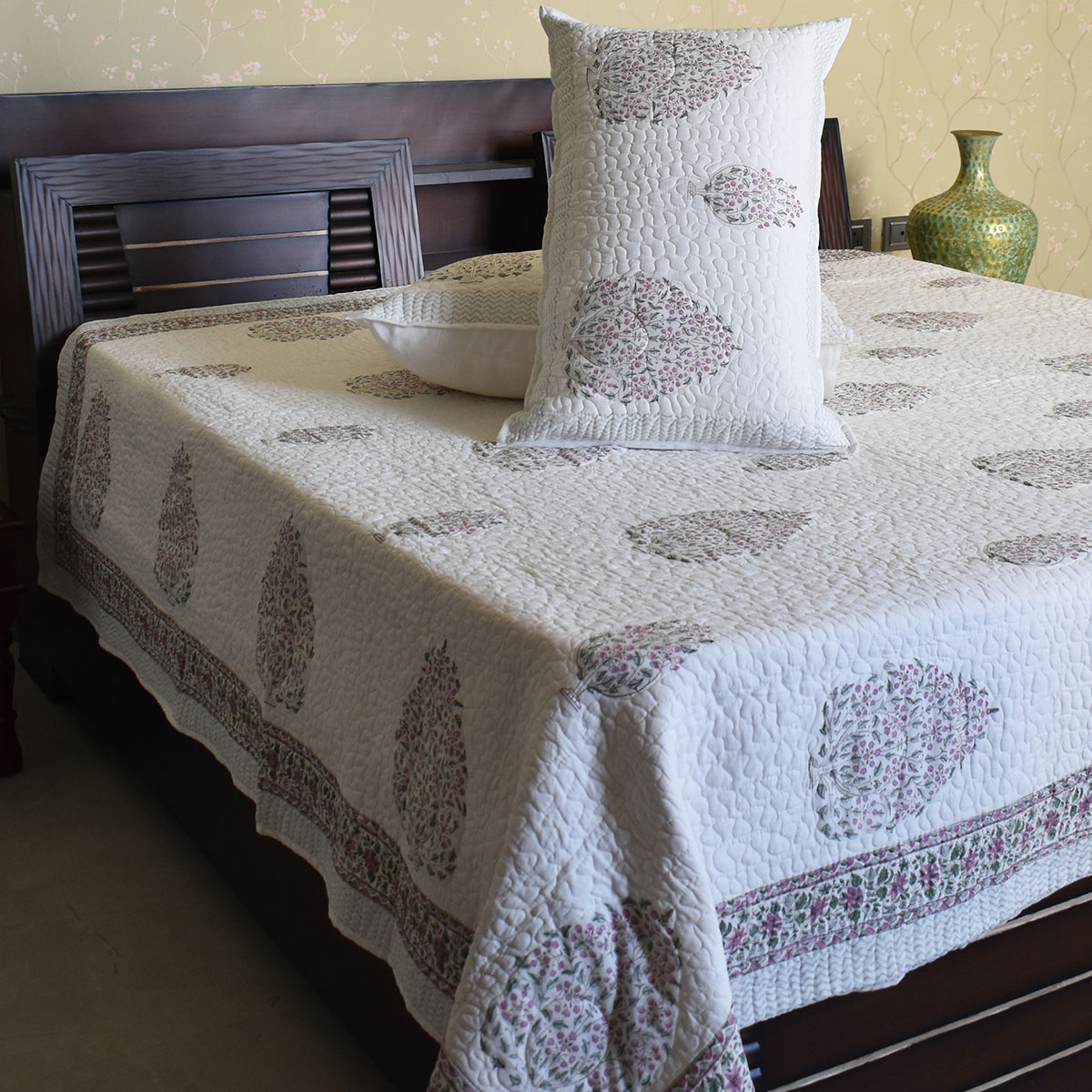 Quilted Bedspread Queen Size 202424
