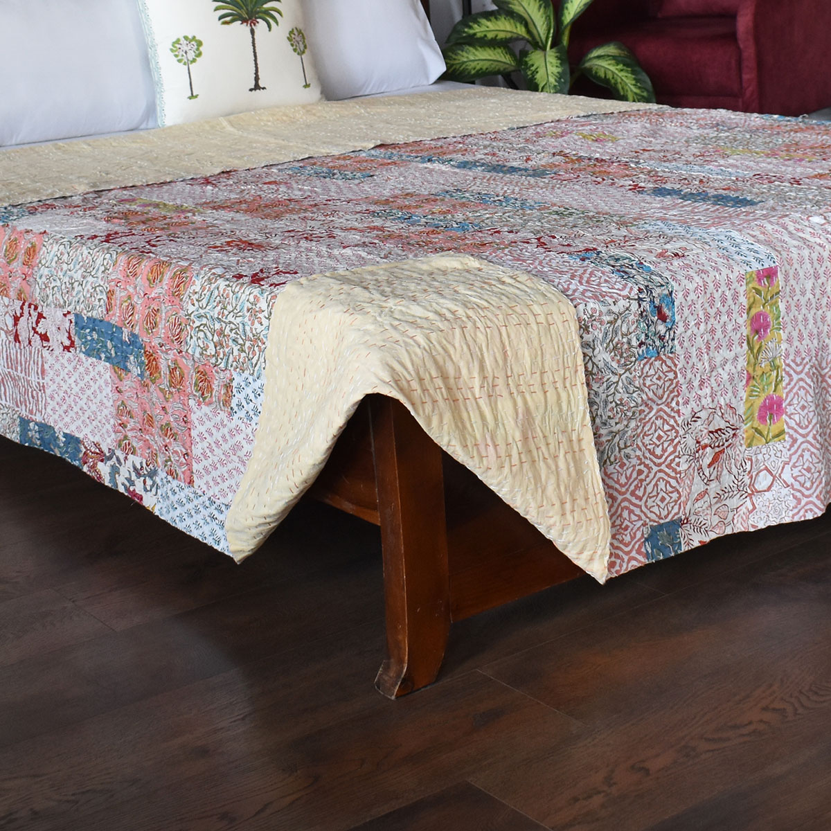 Hand Quilted Kantha Patchwork Quilt Artisan-Made Elegance by Roopantaran 202578