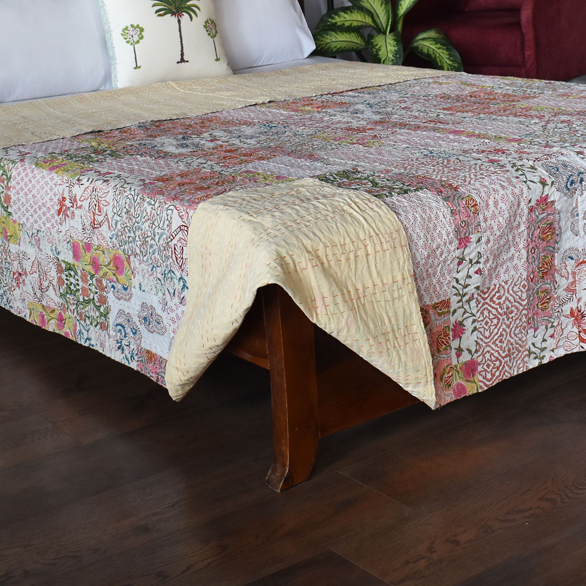 Hand Quilted Kantha Patchwork Quilt Artisan-Made Elegance by Roopantaran 202579