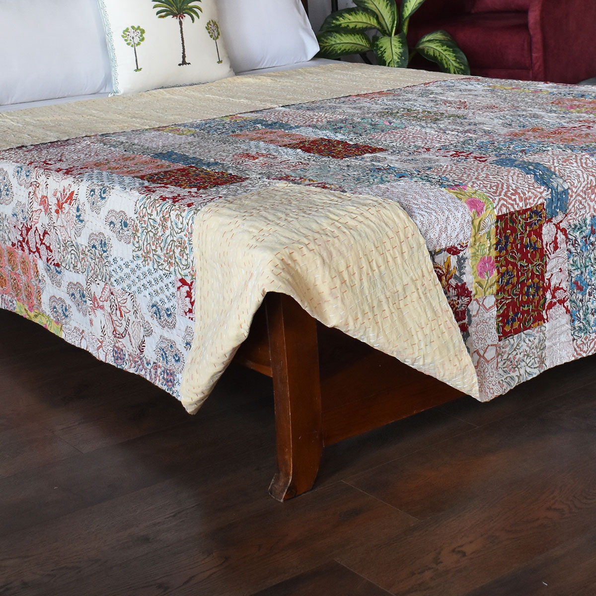Hand Quilted Kantha Patchwork Quilt Artisan-Made Elegance by Roopantaran 202581