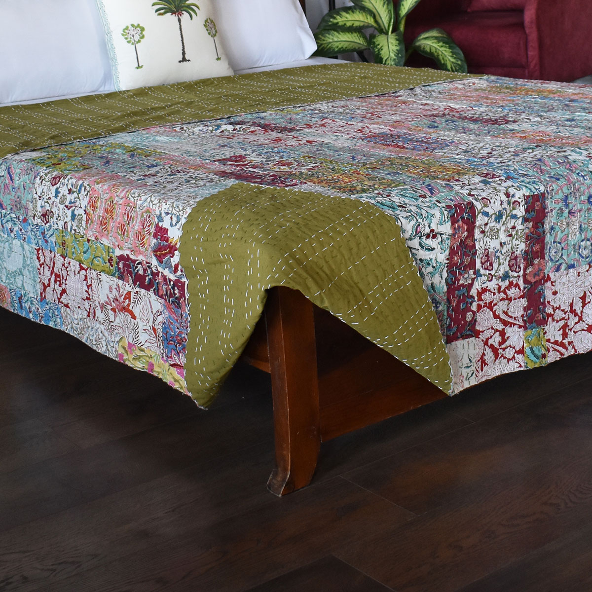 Hand Quilted Kantha Patchwork Quilt  Artisan-Made Elegance by Roopantaran  202595