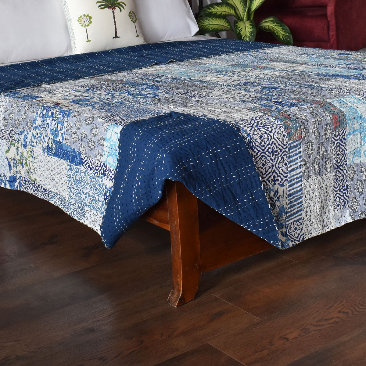 Hand Quilted Kantha Patchwork Quilt Artisan-Made Elegance by Roopantaran 202599