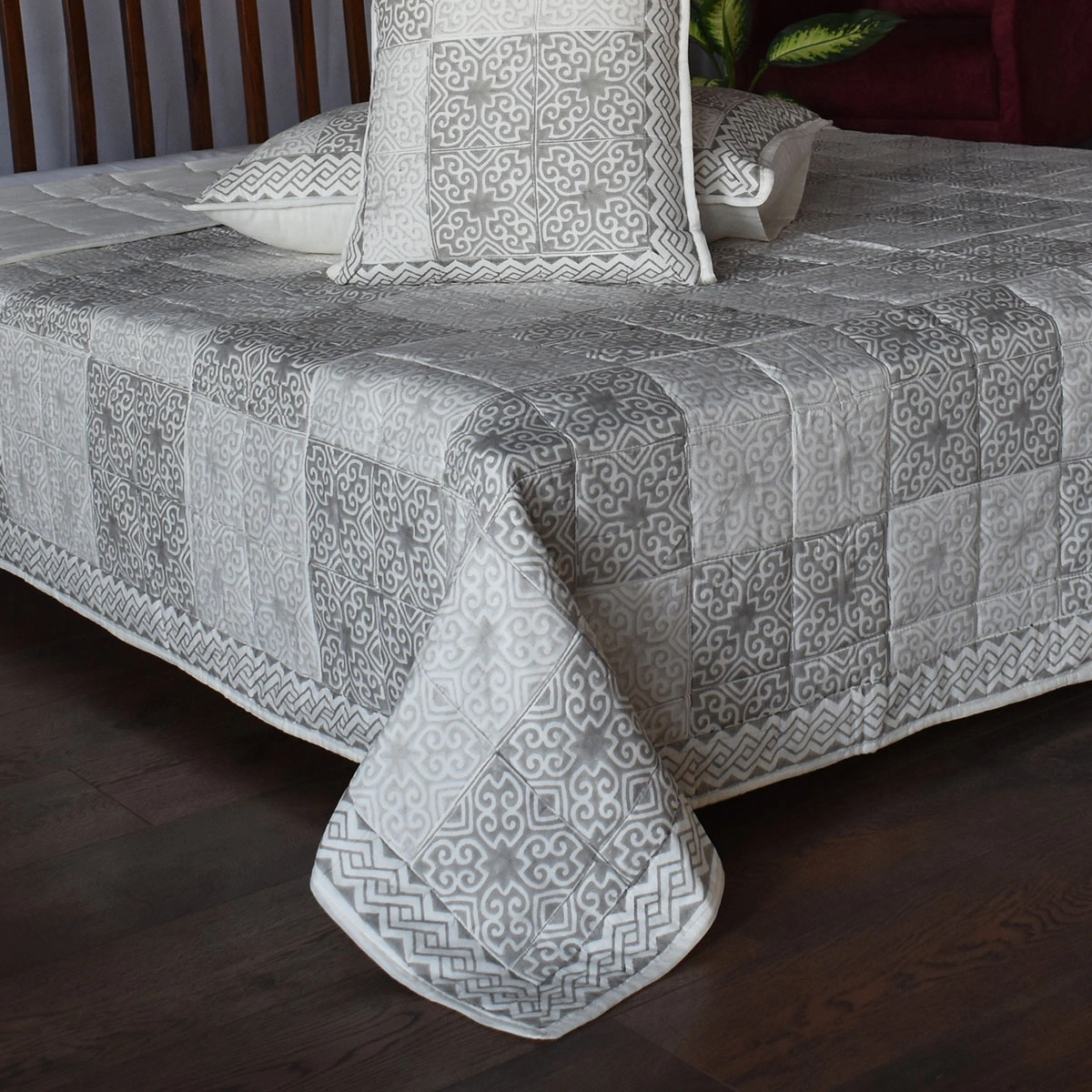 Hand Block Printed Soft Cotton Quilted Bedspread Queen Size 206457