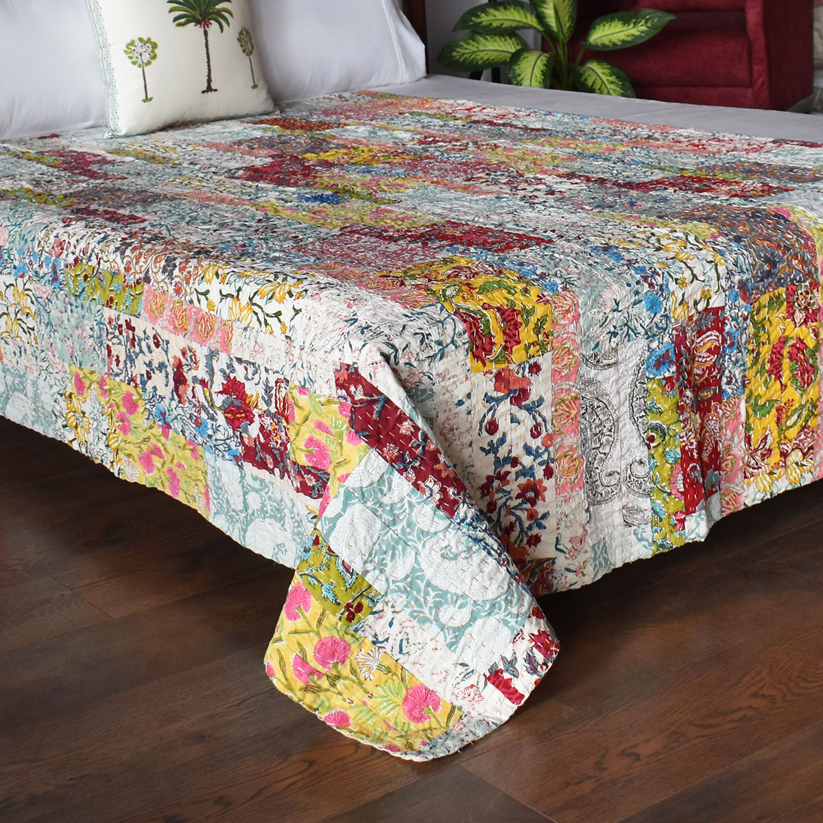 Hand Block Printed Cotton Twin Size Kantha 260327