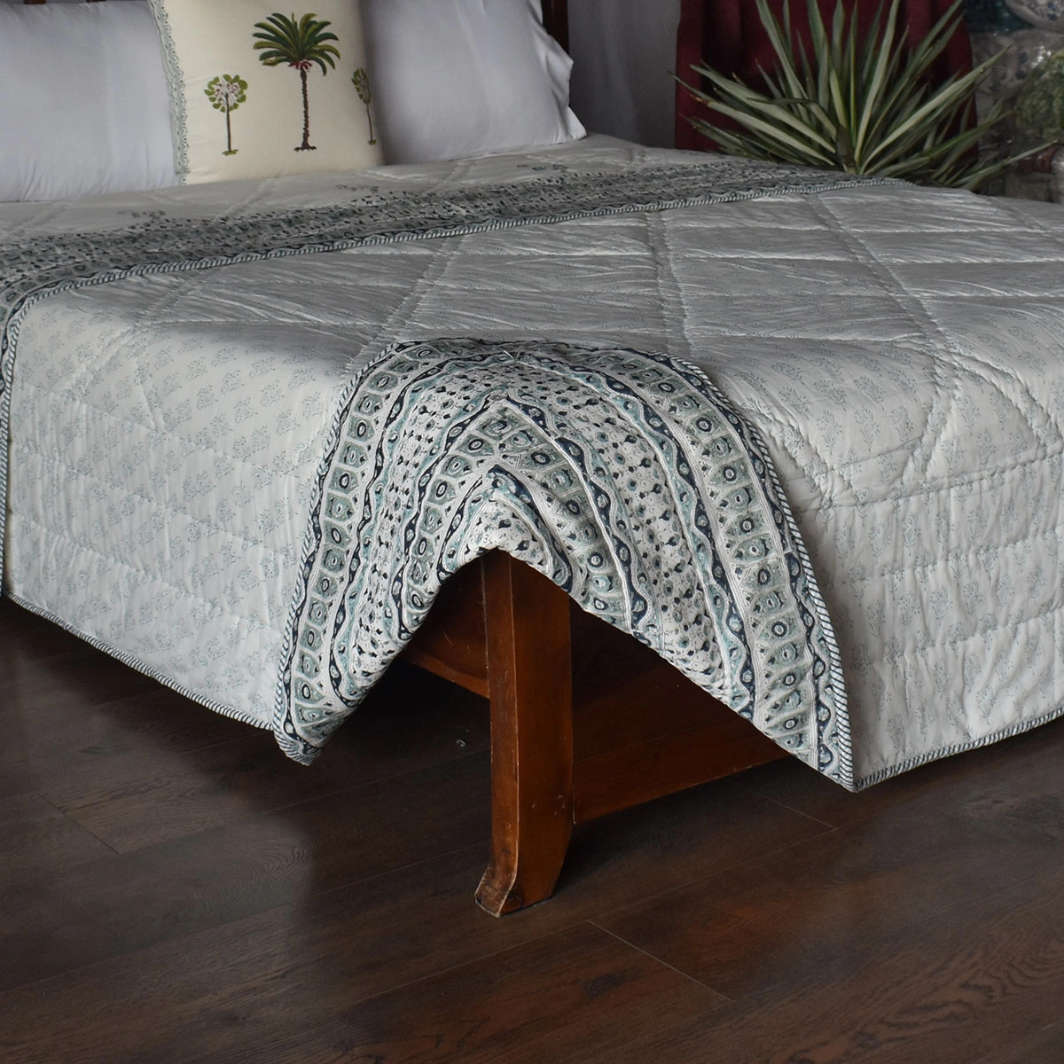 Hand Block Printed Cotton Queen Size Quilt  261207