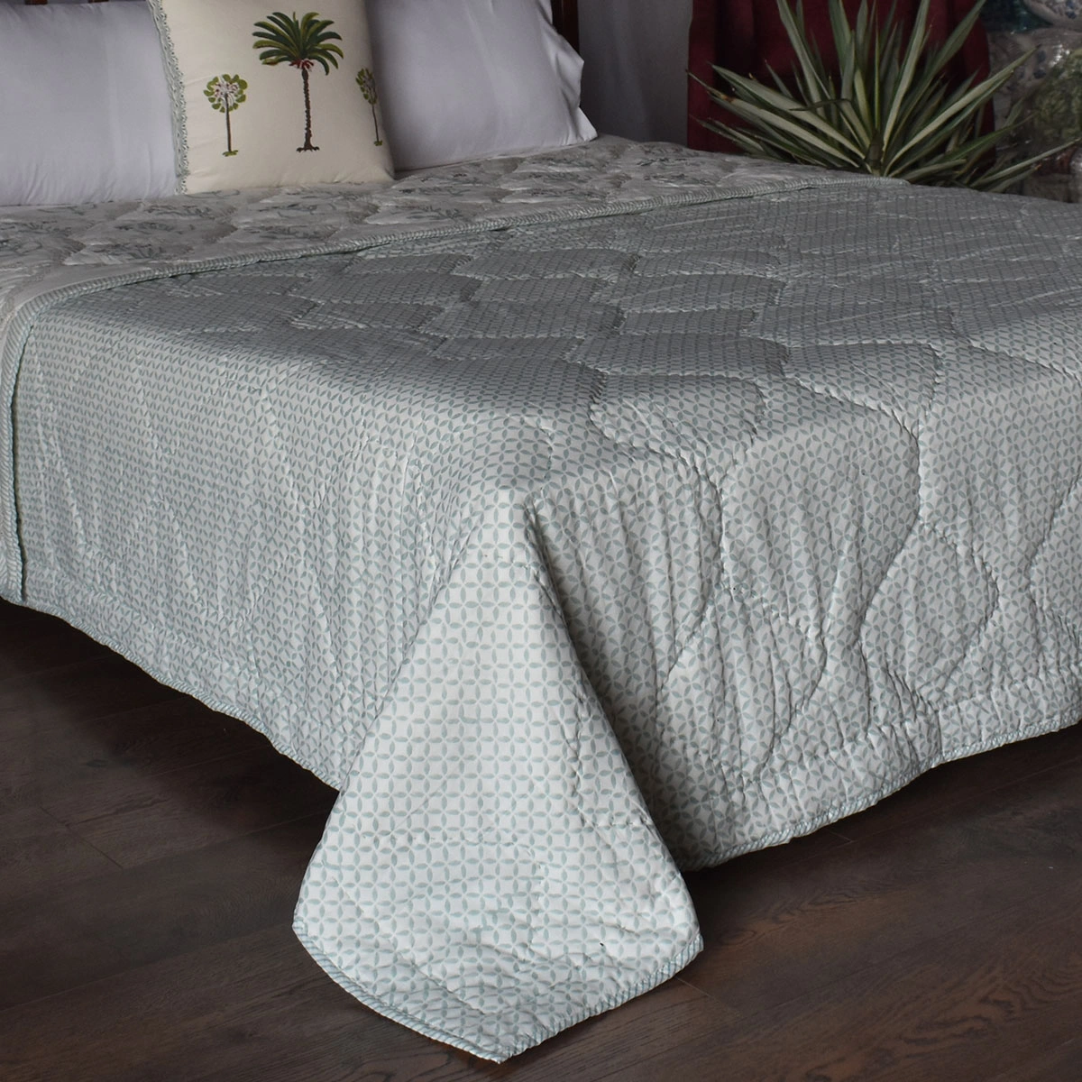 Hand Block Printed Cotton Queen Size Quilt  261209