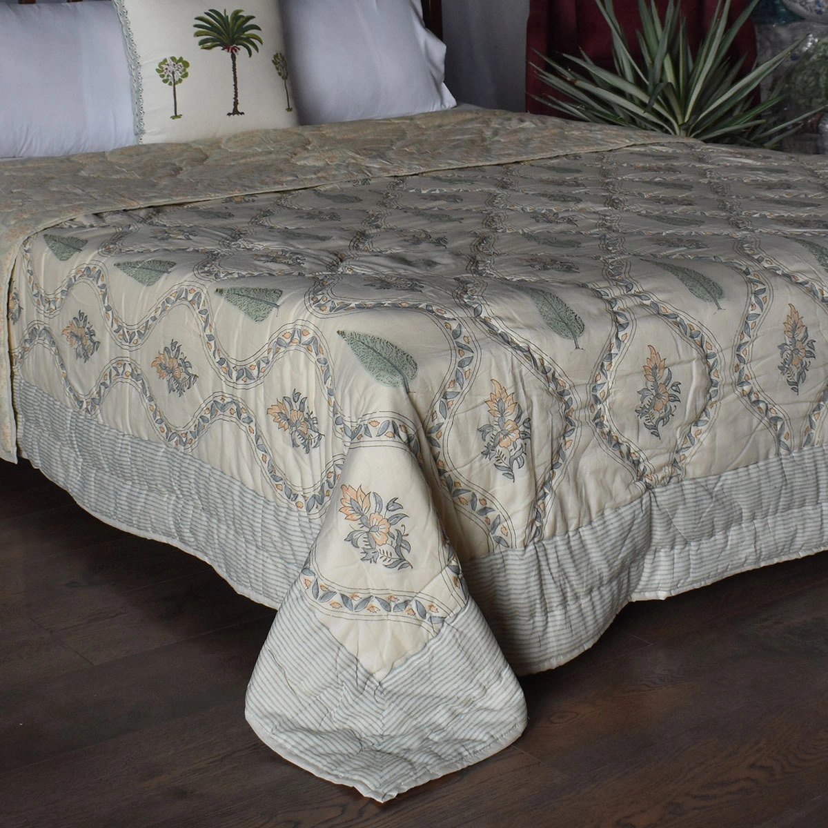 Hand Block Printed Cotton Queen Size Quilt  261212
