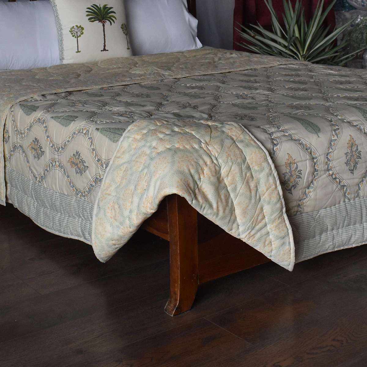 Hand Block Printed Cotton Queen Size Quilt 261212