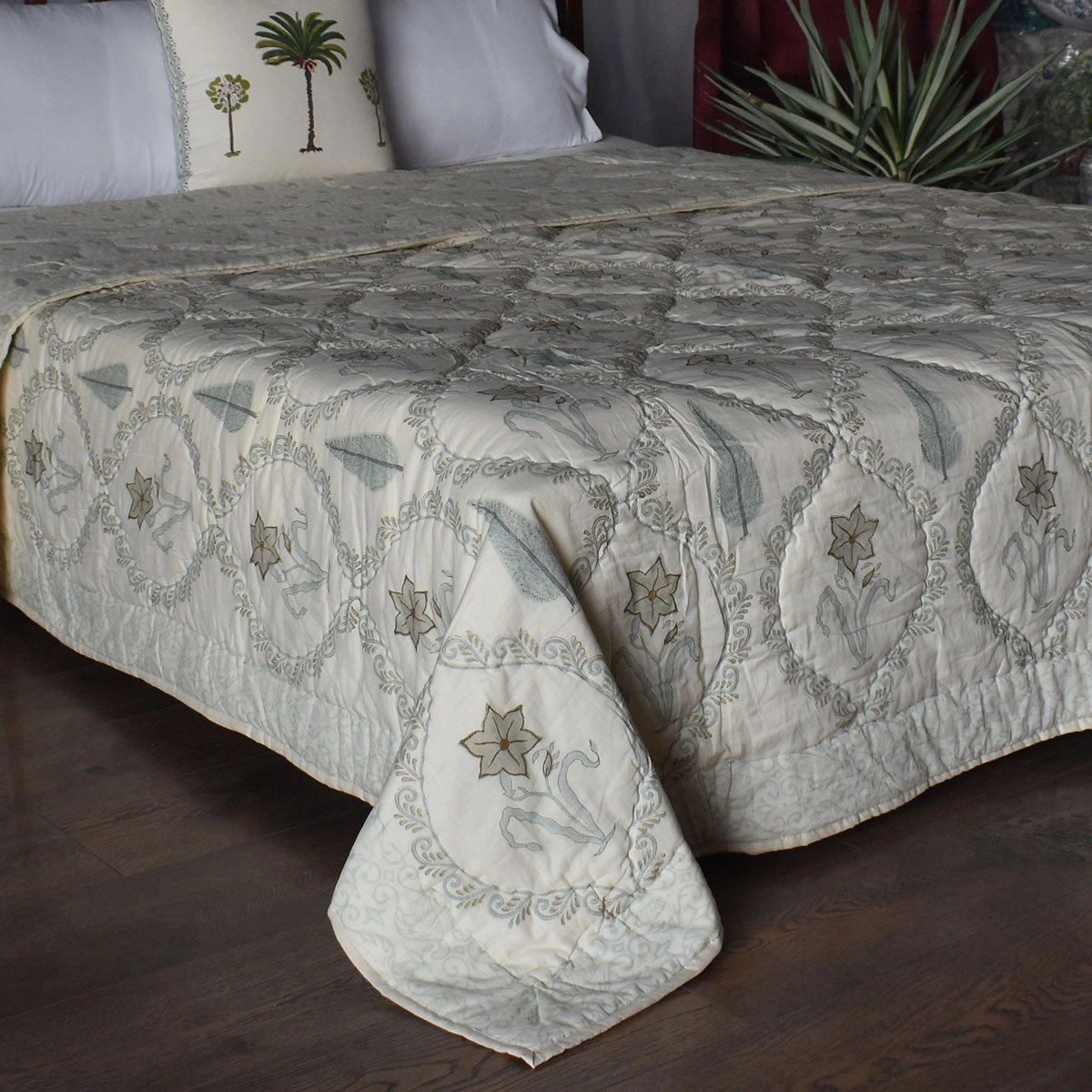 Hand Block Printed Cotton Queen Size Quilt  261215