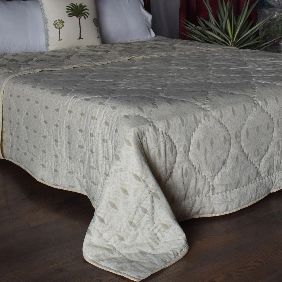 Hand Block Printed Cotton Queen Size Quilt  261215