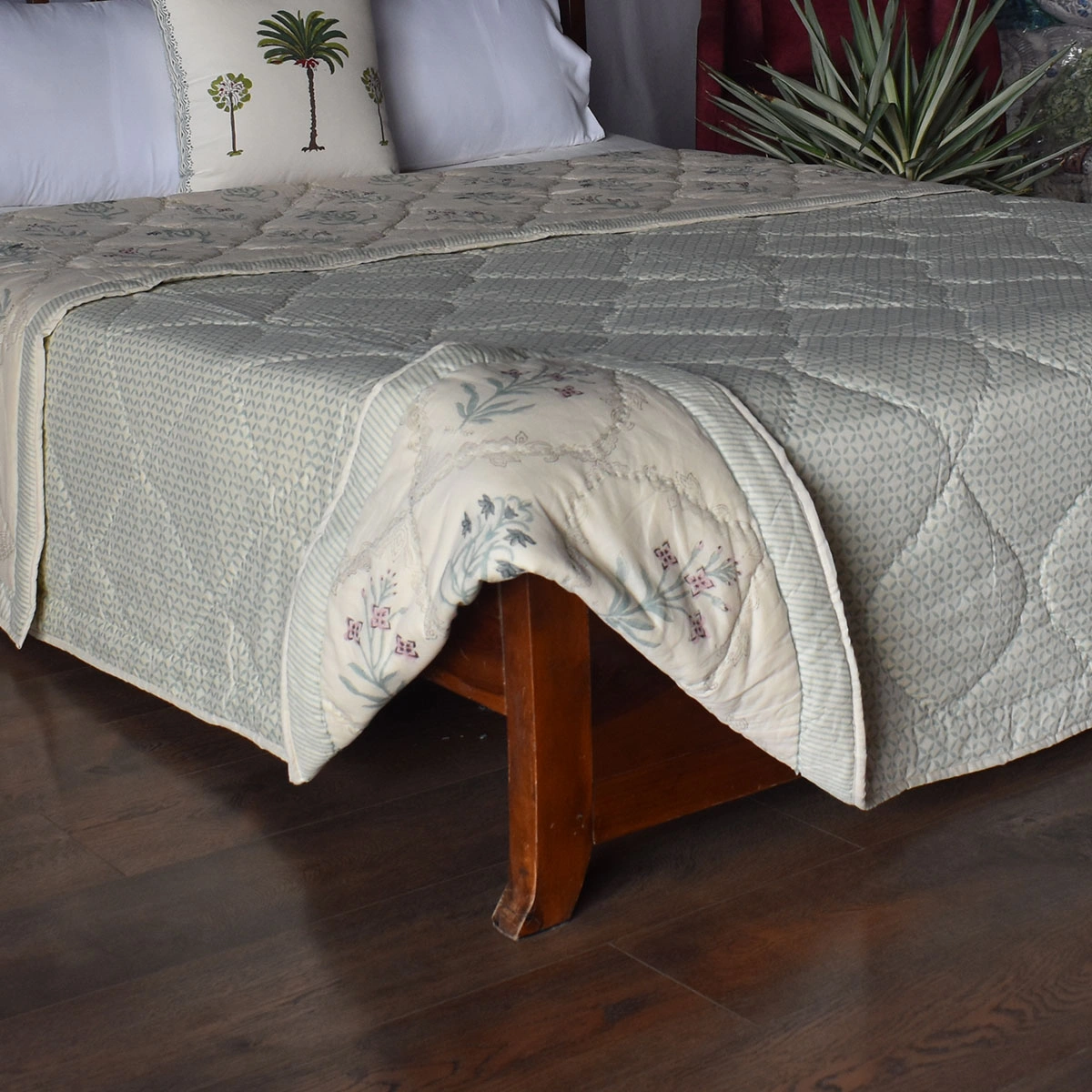 Hand Block Printed Cotton Queen Size Quilt 261216