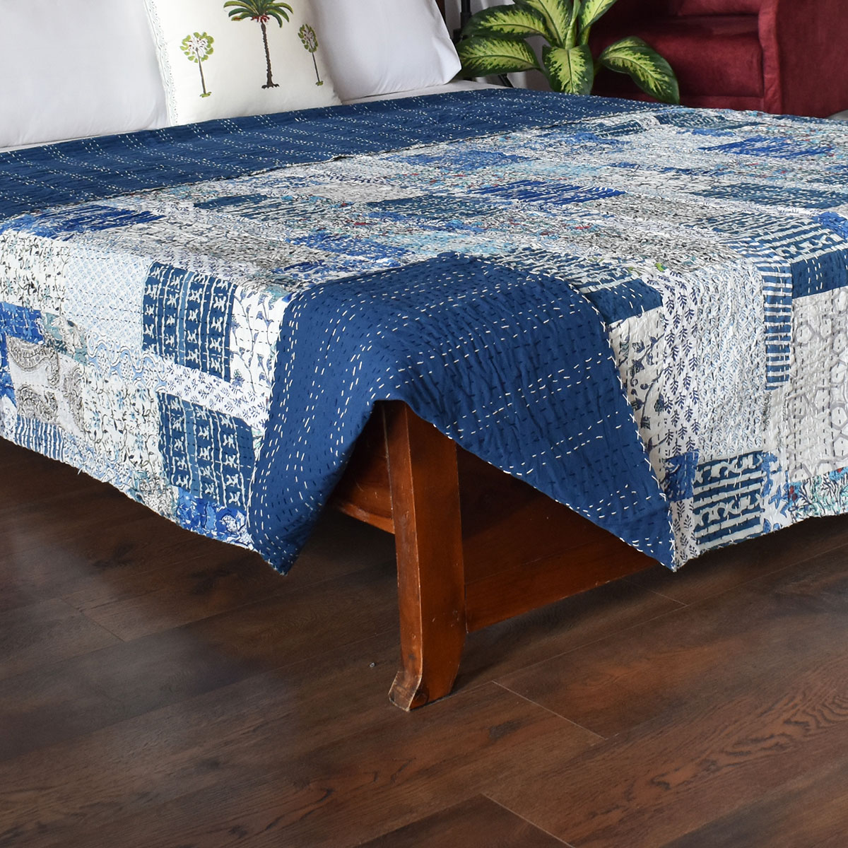 Hand Quilted Kantha Patchwork Quilt Artisan-Made Elegance by Roopantaran 262011