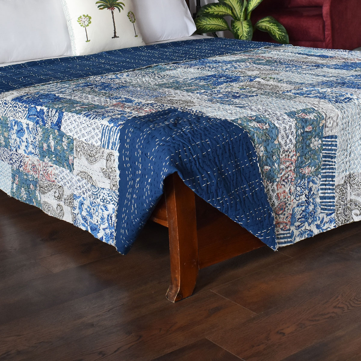 Hand Quilted Kantha Patchwork Quilt Artisan-Made Elegance by Roopantaran 262013