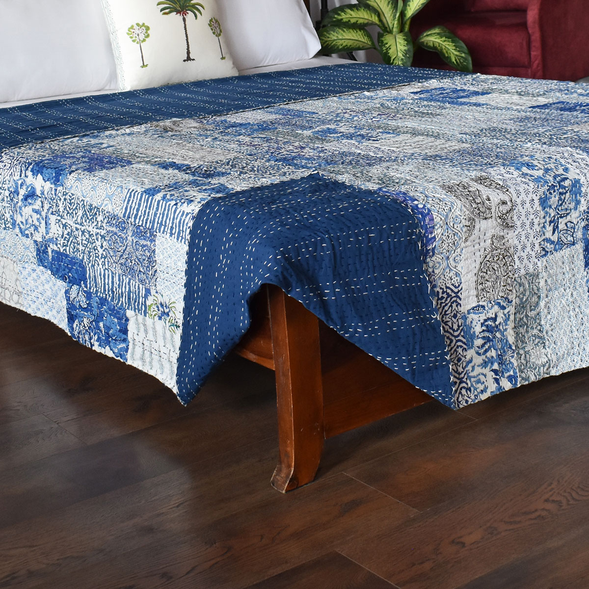 Hand Quilted Kantha Patchwork Quilt Artisan-Made Elegance by Roopantaran 262014