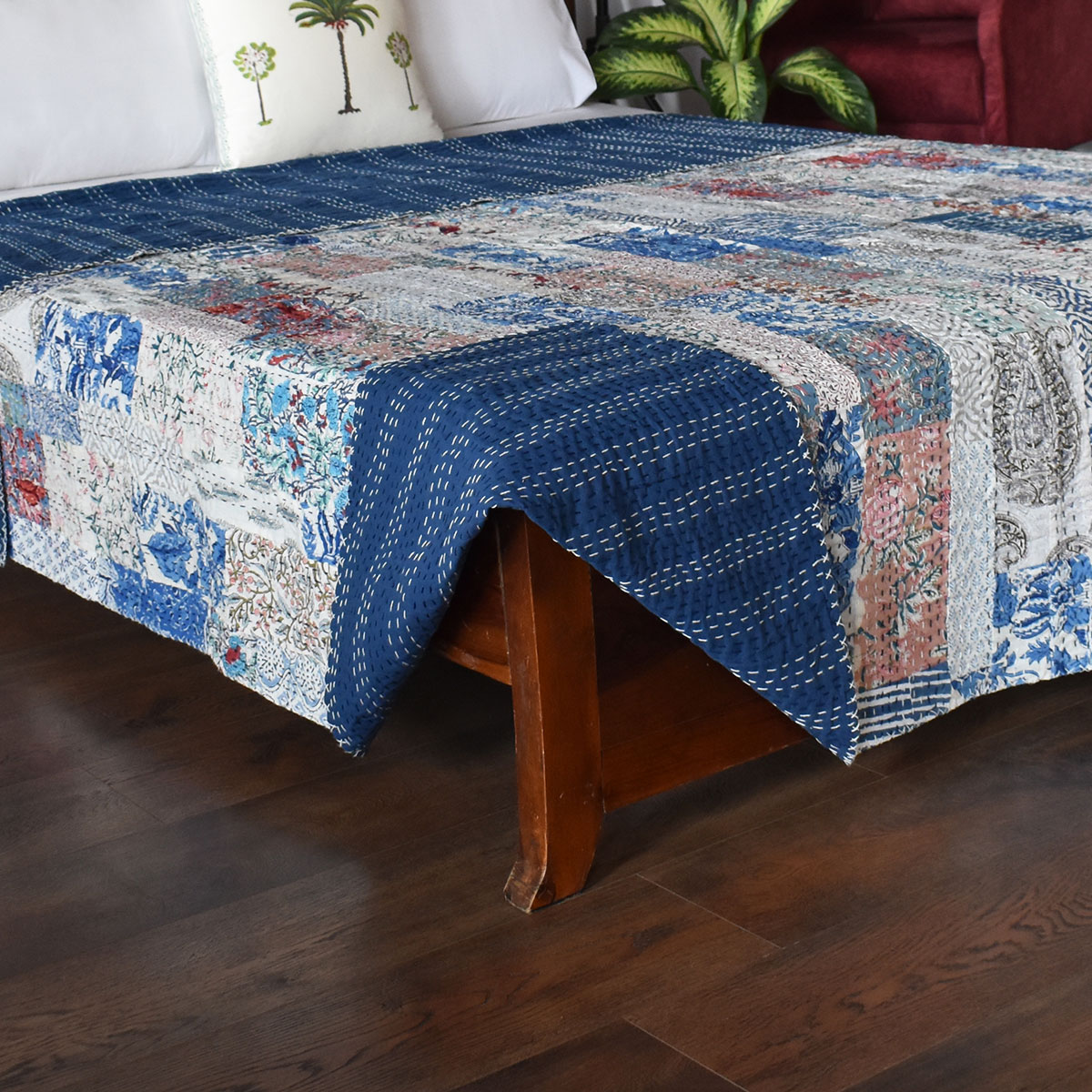 Hand Quilted Kantha Patchwork Quilt Artisan-Made Elegance by Roopantaran 262019