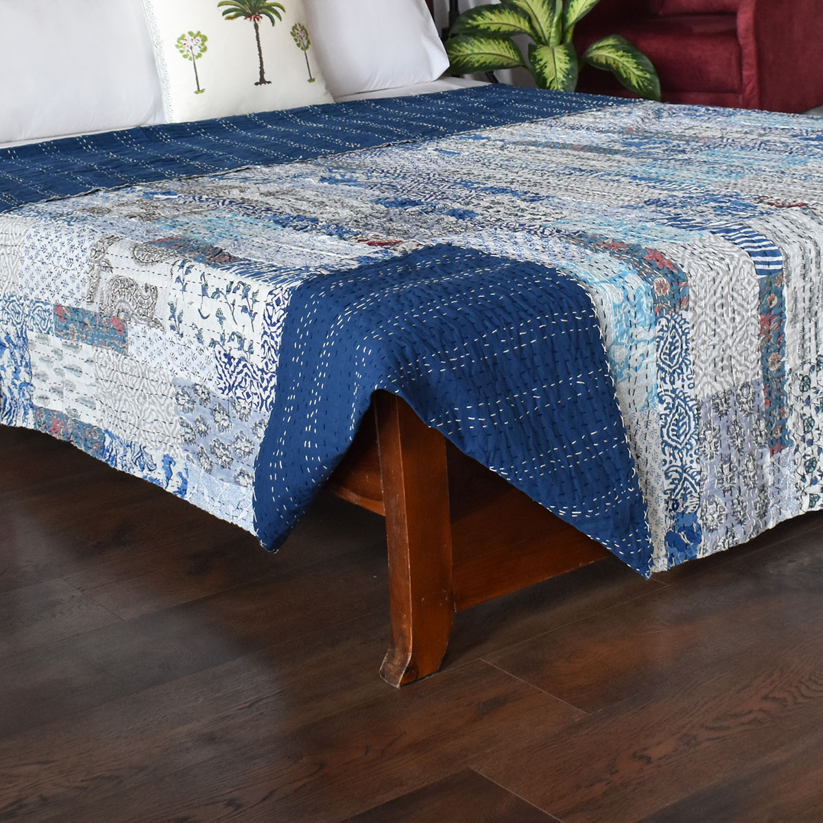 Hand Quilted Kantha Patchwork Quilt  Artisan-Made Elegance by Roopantaran  262021