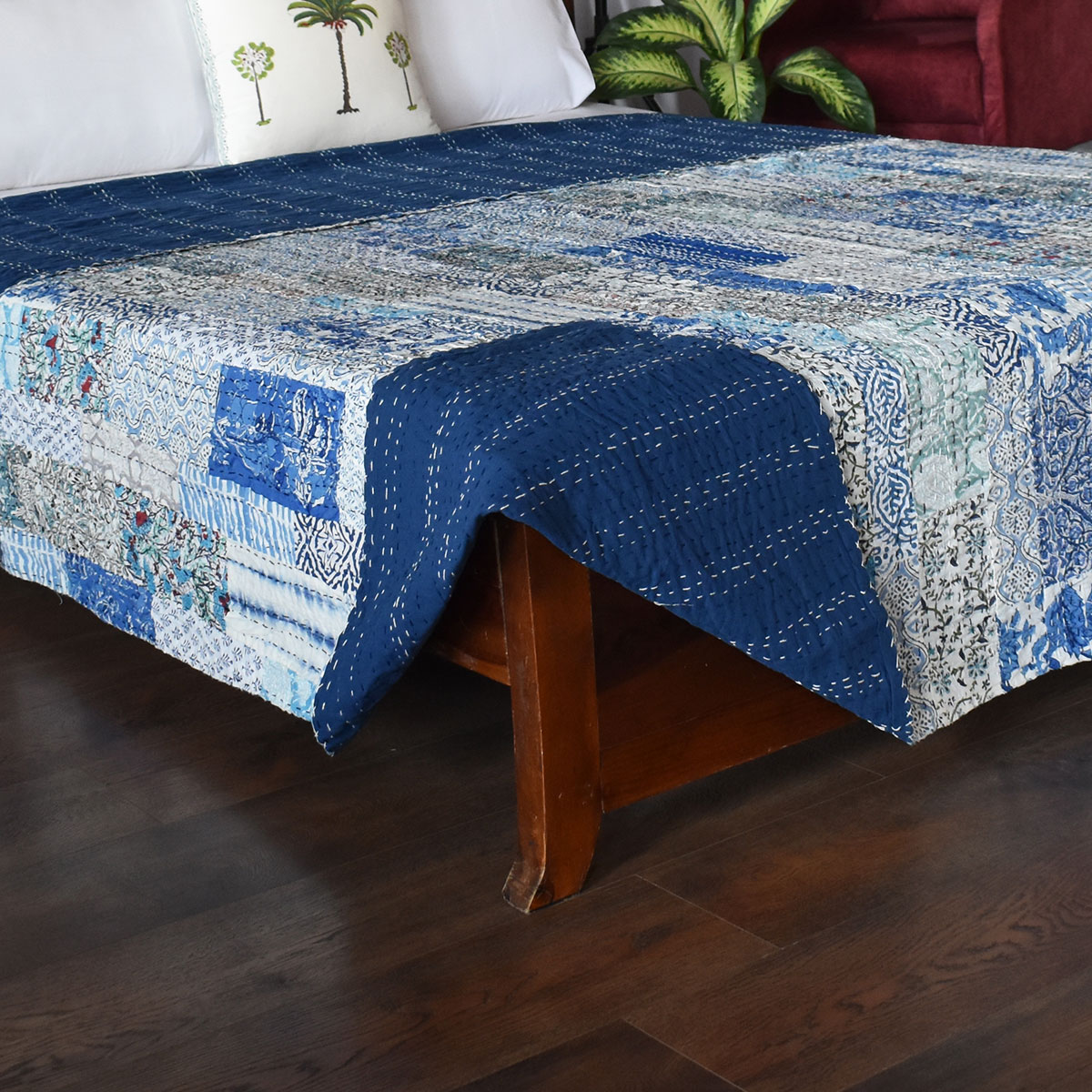 Hand Quilted Kantha Patchwork Quilt Artisan-Made Elegance by Roopantaran 262022