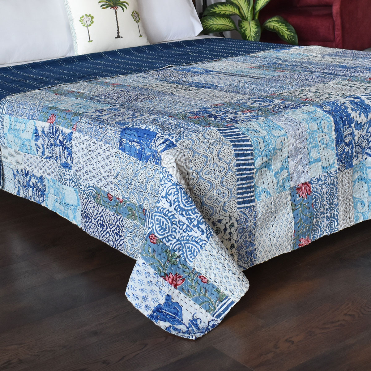 Hand Quilted Kantha Patchwork Quilt  Artisan-Made Elegance by Roopantaran  262024