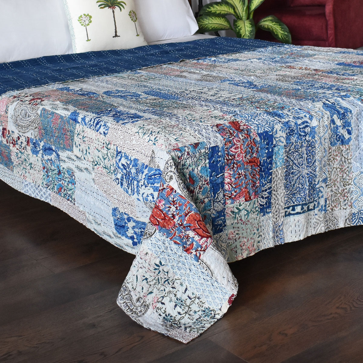 Hand Quilted Kantha Patchwork Quilt Artisan-Made Elegance by Roopantaran 262025