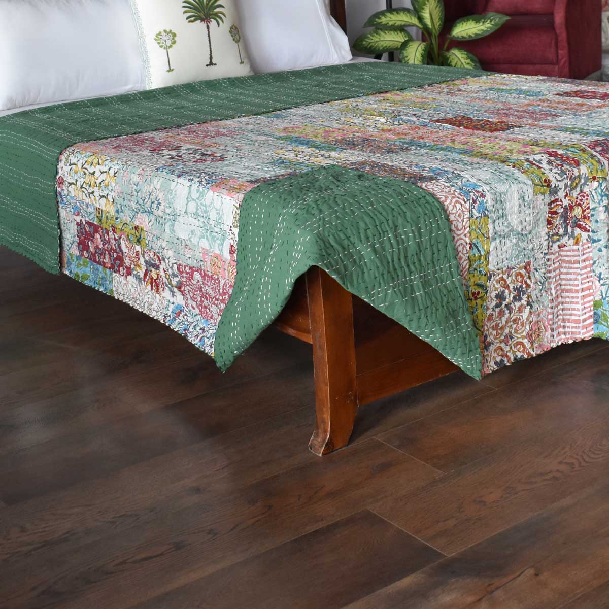 Hand Quilted Kantha Patchwork Quilt Artisan-Made Elegance by Roopantaran 262031