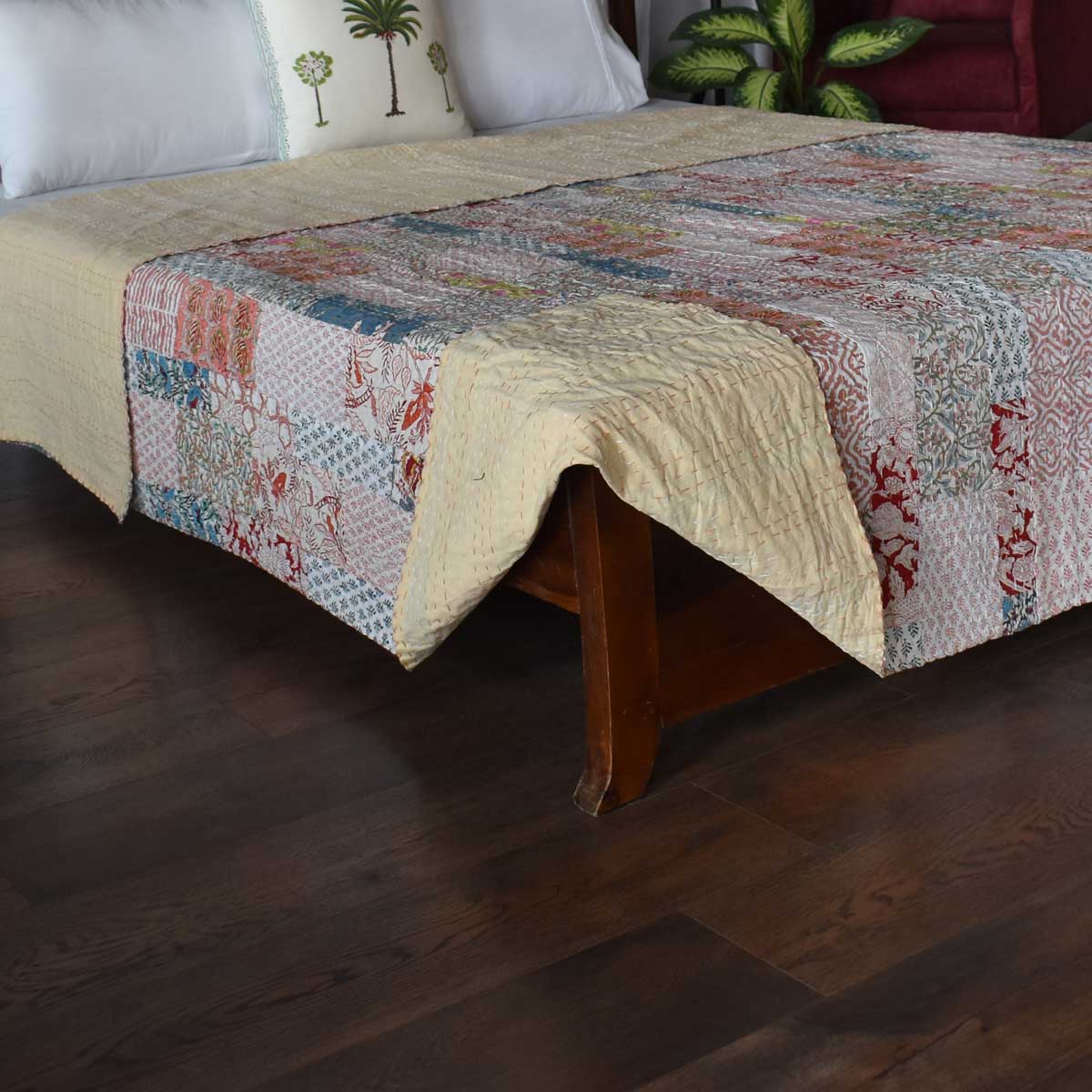 Hand Quilted Kantha Patchwork Quilt Artisan-Made Elegance by Roopantaran 262037