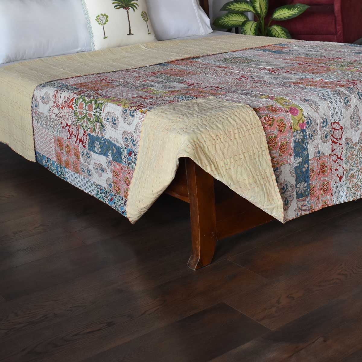 Hand Quilted Kantha Patchwork Quilt Artisan-Made Elegance by Roopantaran 262042