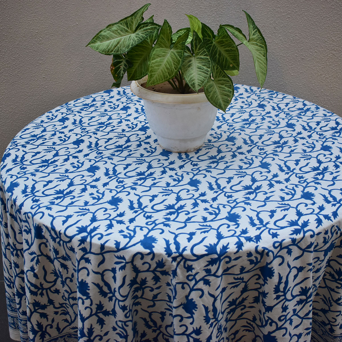 Round 220 cms Cotton French Design Table Cover Indigo Royale 202409