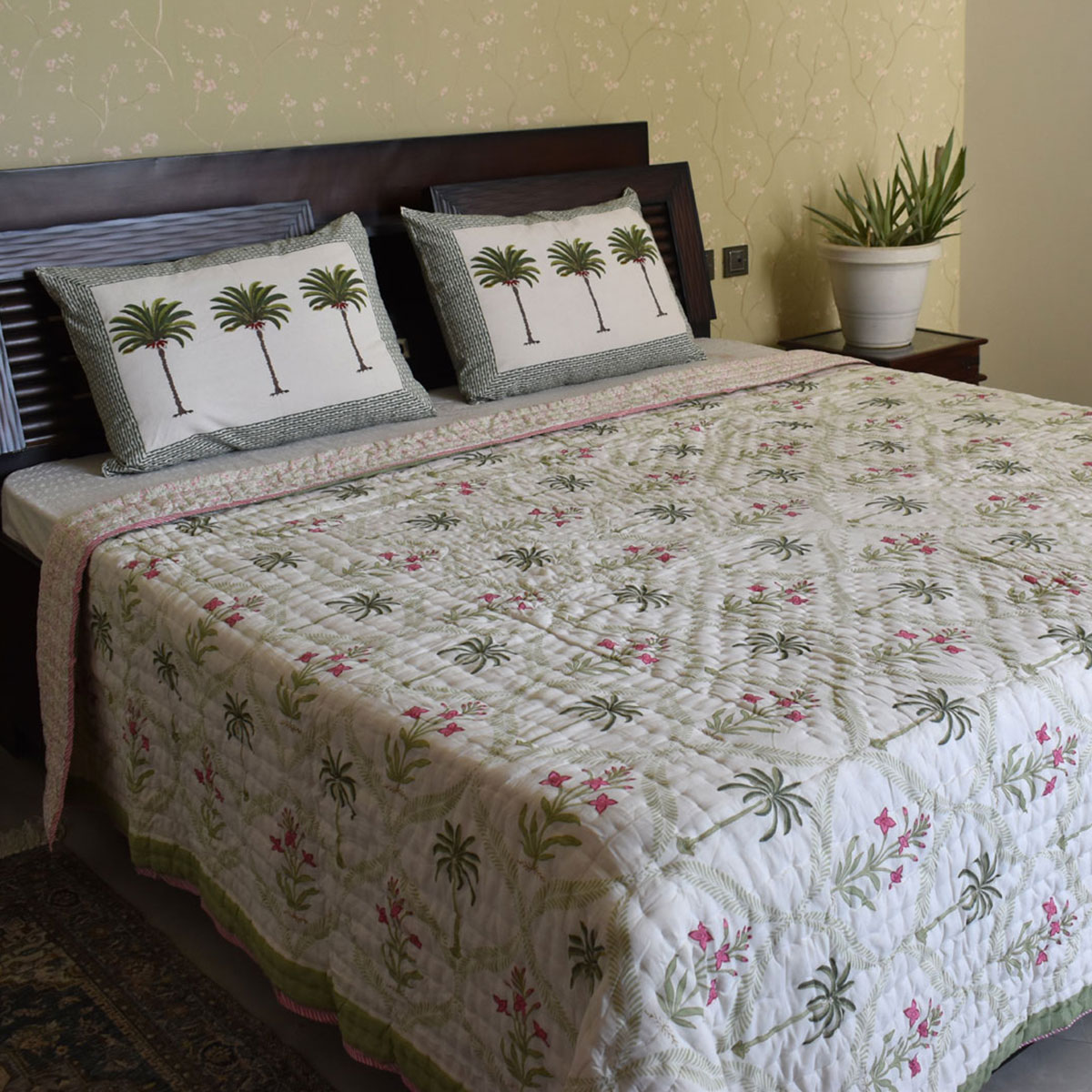 Hand Block Printed Cotton Queen Size Quilt 202305