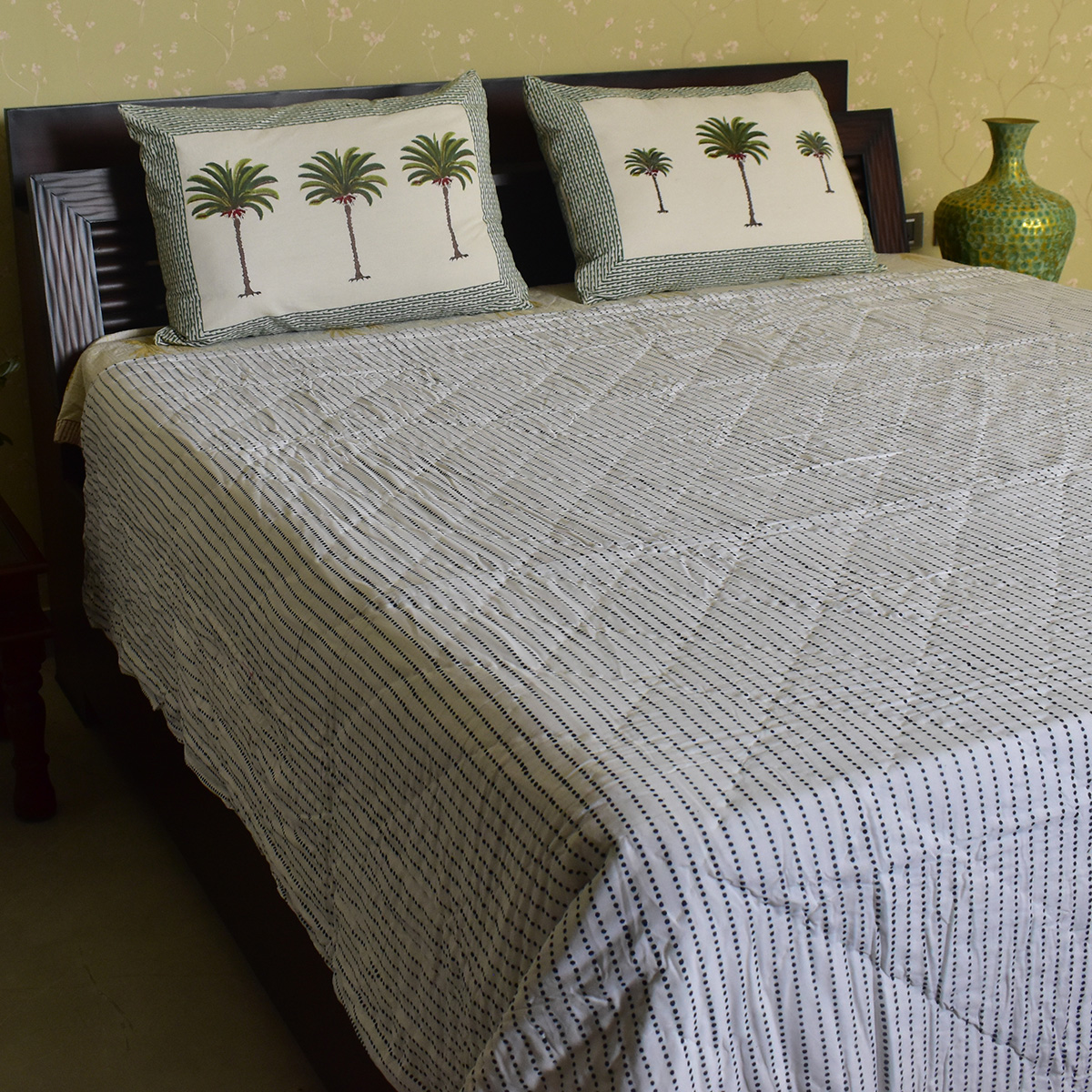 Hand Block Printed Cotton Queen Size Quilt Amarnath Marina 202302