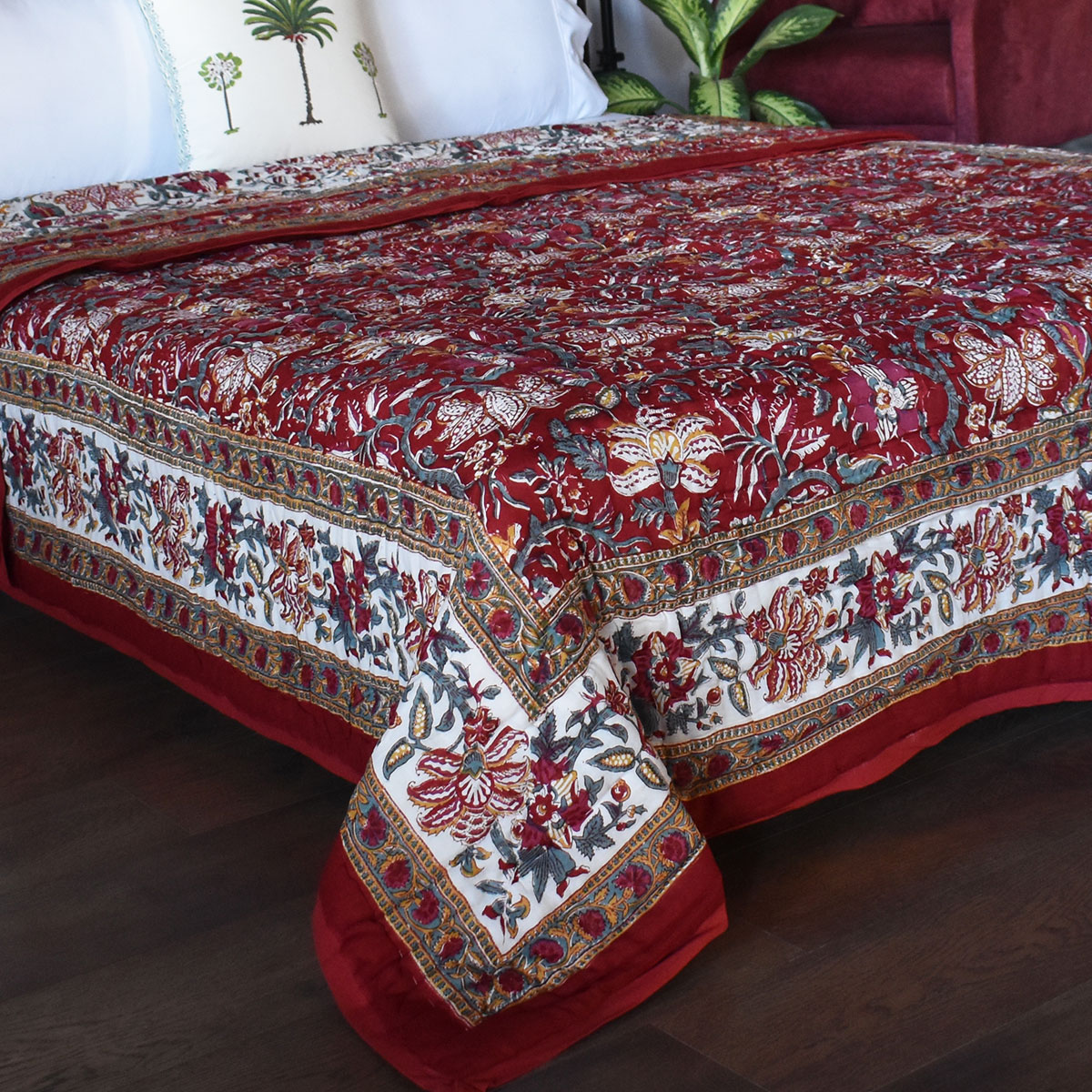 Hand Block Printed Cotton Queen Size Quilt Anarkali Red Gud 201397
