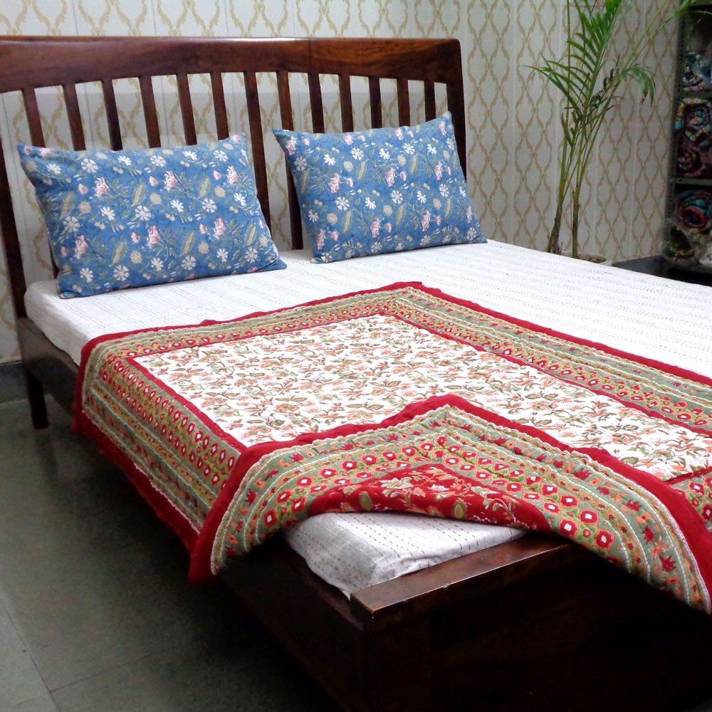 Hand Block Printed Baby Quilt 100x140 cm Jaipur Razai Kashida Red 303581