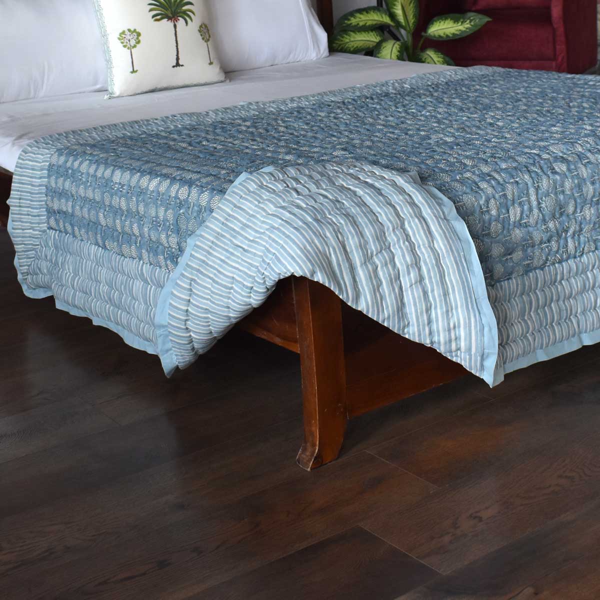 Hand Block Printed Cotton Twin Size Quilt Artichoke Pearl Blue 251210