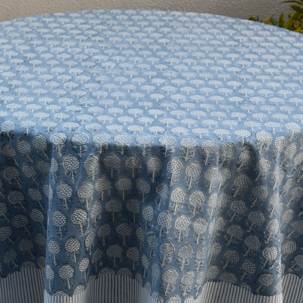 Round 220 cms Cotton French Design Table Cover Artichoke Pearl Blue 251210