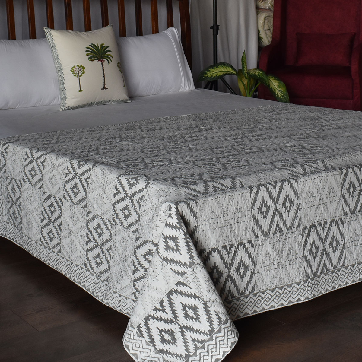 Hand Block Printed Cotton Twin Size Kantha Aztec Grey 200961