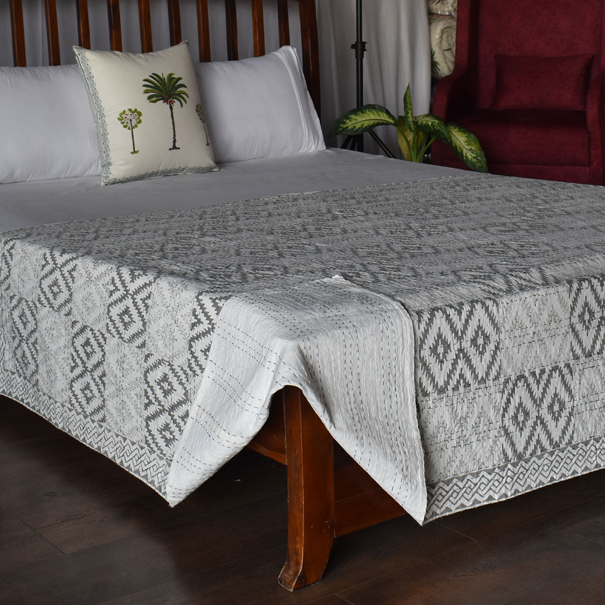 Hand Block Printed Cotton Twin Size Kantha Aztec Grey 200961