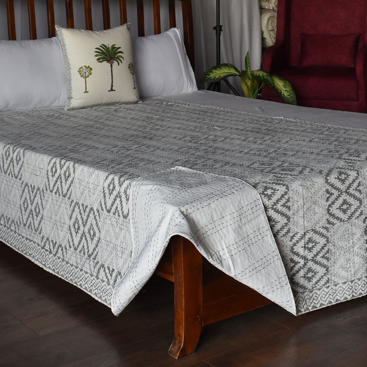Hand Block Printed Cotton Twin Size Kantha Aztec Grey 200961