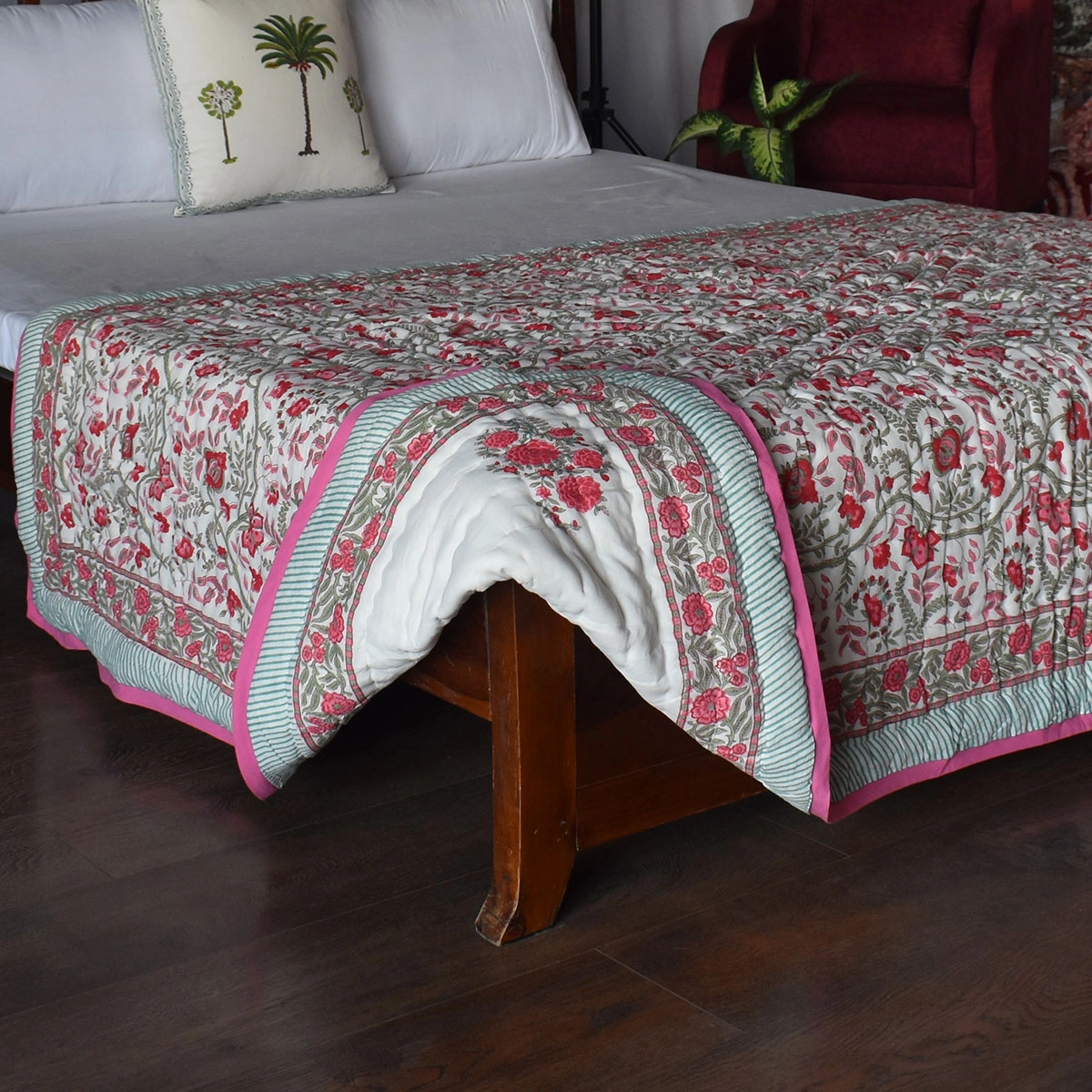 Hand Block Printed Cotton Twin Size Quilt Bale Pink Red 251212
