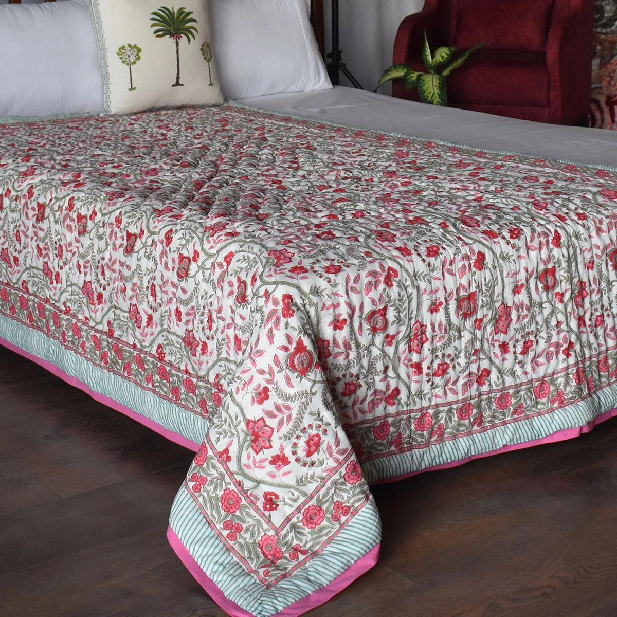 Hand Block Printed Cotton Twin Size Quilt Bale Pink Red 251212