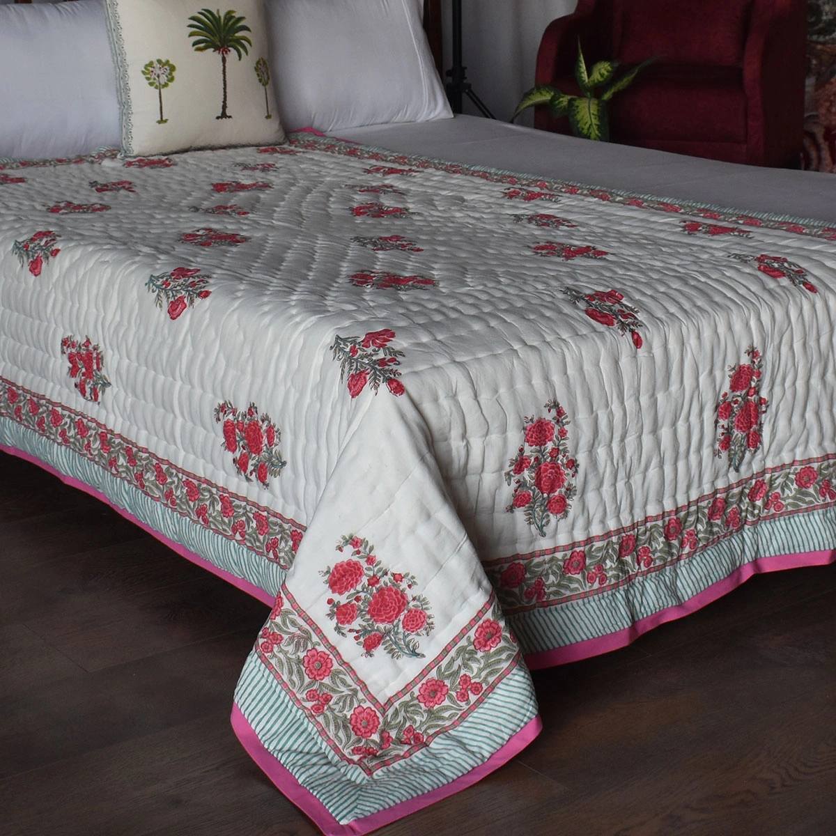 Hand Block Printed Cotton Twin Size Quilt Bale Pink Red 251212