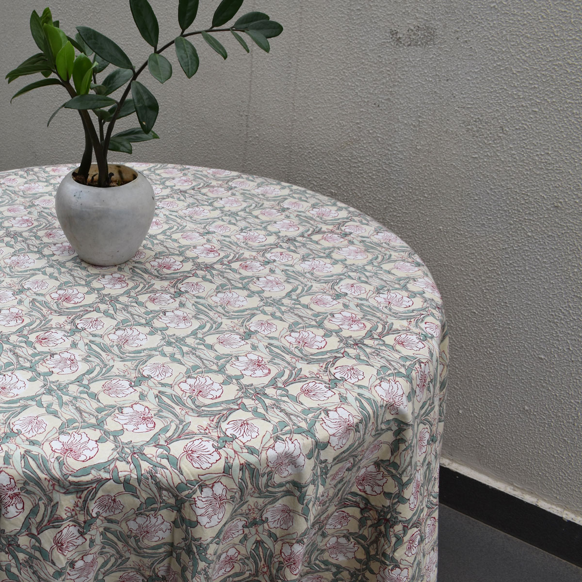 Hand Block Printed Cotton Round Tablecloth 220 cms Bauhaus Beige Gud 505032