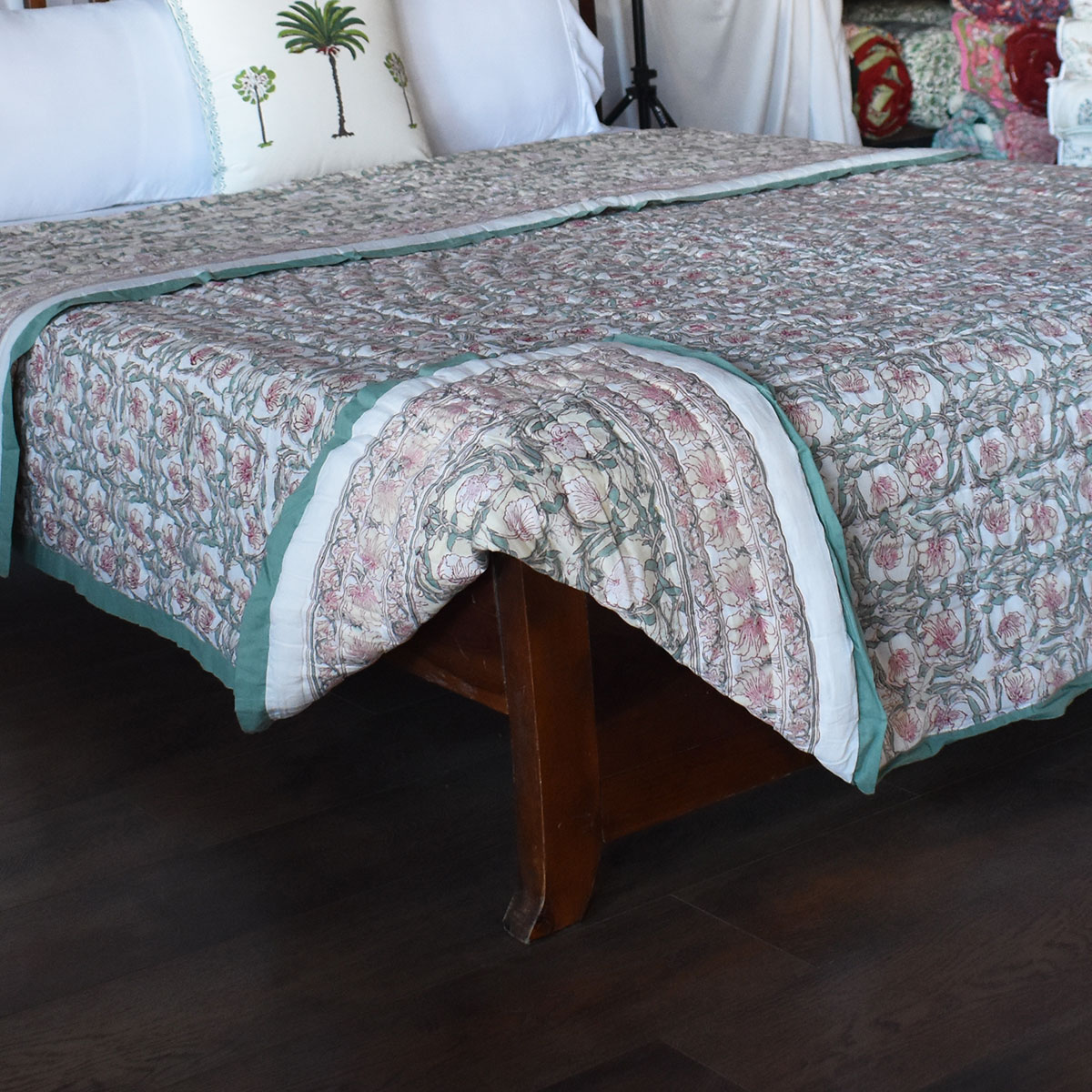 Hand Block Printed Cotton Queen Size Quilt Bauhaus Beige Gud 505032